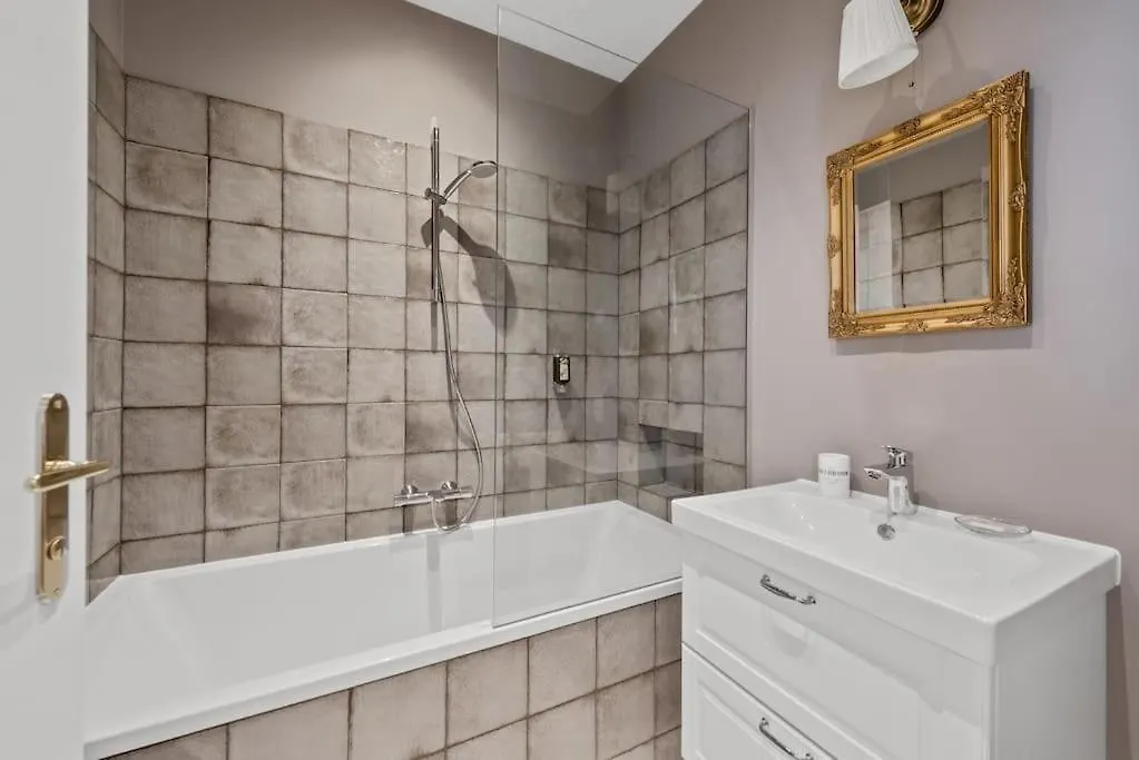 شقة Gemuetliches Und Modernes Apartment, 38M² فيينا